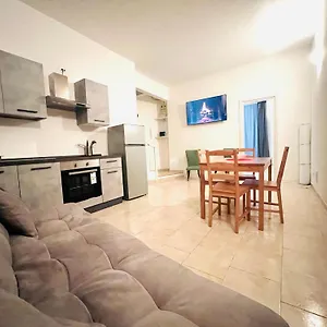 https://apt-city-very-nice-close-to-the-red-metro.italymilanhotels.net